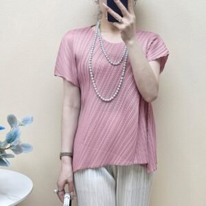 Women's wrinkled irregular summer T-shirt round neck short sleeved pleated T-shirt striped temperament top, covering flesh and slimming, versatile：圖片 9