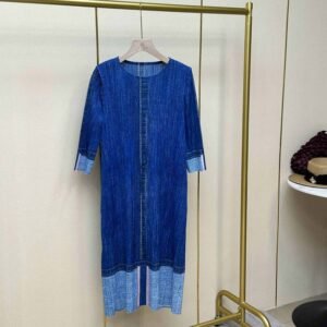 Temperament round neck loose pleated dress, summer mid length straight leg denim blue dress, slimming high-end blue