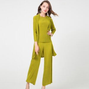 K90812 long sleeved 3-piece Jia Ning pleated autumn and winter new women's static color fashion set