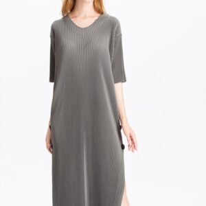 Side button vertical stripe dress, still color, light mature women's clothing, pleated Jianing new product, home commuting, loose and comfortable long skirt