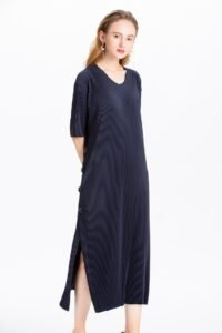 Side button vertical stripe dress, still color, light mature women's clothing, pleated Jianing new product, home commuting, loose and comfortable long skirt：圖片 3