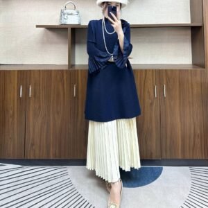 Autumn dress, fashionable and simple women's clothing, covering the belly and showing off thinness, medium to long style, high neck, one flower horizontal folding skirt, stylish round neck：圖片 4