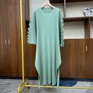 High end new dress with pleated and stylish style, oversized to show off weight, loose and fashionable to cover the stomach, knee high skirt to cover the stomach：圖片 10