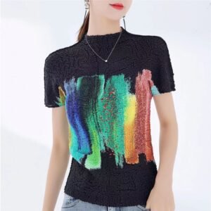Miyake pleated top exudes a slimming temperament for women's high-end casual fashion round neck oil brush semi high neck printed short sleeved shirt：圖片 2