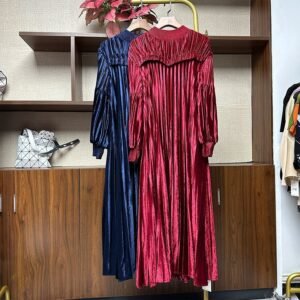 Wrinkled Mom Dress Autumn/Winter Velvet 2024 slimming new style plus size loose temperament long sleeved skirt：圖片 8