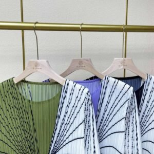 Stylish round neck dress with versatile design, new elegant dress, long length, thin outer layer, fashionable and slim look, split design：圖片 4