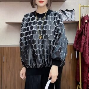 Ladies' autumn and winter hoodies, fashionable and versatile with lantern sleeves, round neck, original small fragrant style, temperament, covering the flesh, early autumn：圖片 2