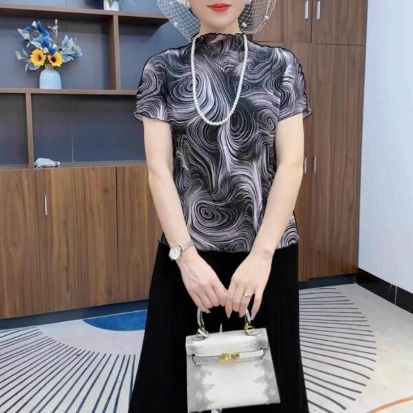 Summer new high neck printed base slim fit fashionable short sleeved spiral short sleeved top