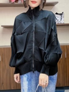 2024 coat, high-end zipper, fashionable temperament, pleated new bat casual top, cardigan, loose and versatile for autumn and winter：圖片 9