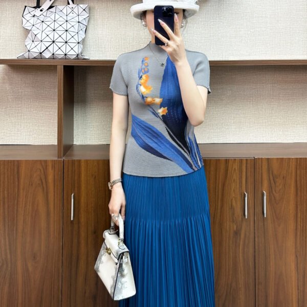 Jia Ning Summer Leisure Large Cap Elastic Women's High Collar Slim Fit Printed Fashion Orchid Lotus Corn Fold Top