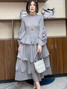 Dress patchwork high waisted cake skirt, high-end autumn new style, fashionable temperament, autumn and winter pleated dress, stylish：圖片 5