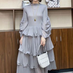 Dress patchwork high waisted cake skirt, high-end autumn new style, fashionable temperament, autumn and winter pleated dress, stylish