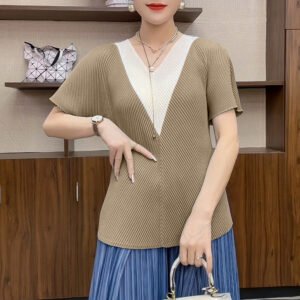 Wrinkle 2024 Summer New Fashionable Feminine Style, Aging and Slimming, Casual Women's Wear, Short Sleeve T-shirt Top：圖片 7