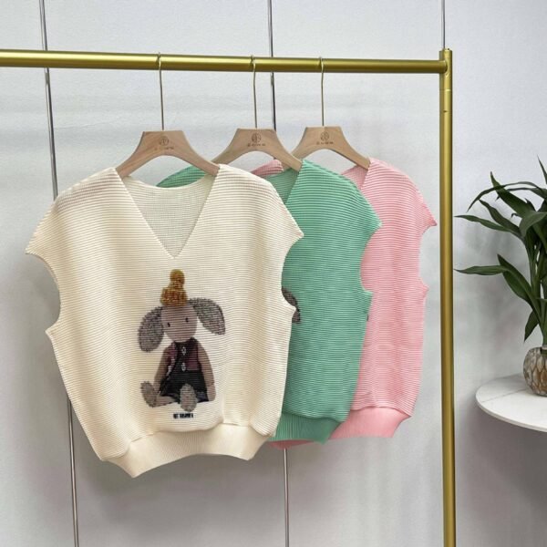Y230921 Jia Ning new loose summer sleeveless V-neck elephant corn pleated vest top