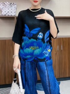 New Miyake Wholesale Wrinkled Fashion Women's Wear Slimming Top Wrinkled Bat Sleeve Butterfly Printed Women's T-shirt Summer：圖片 3