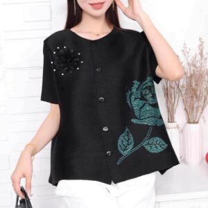 Short sleeved women's summer round neck cardigan with diamond studded rose top, elegant and versatile for commuting：圖片 4