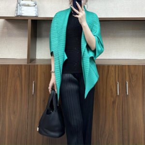 Jia Ning's new fashionable and stylish plus size women's clothing loose solid color simple double-layer collar irregular cardigan jacket：圖片 3