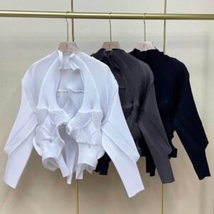 Retro elegant women's long sleeved plus size personalized loose one button water chestnut top：圖片 2