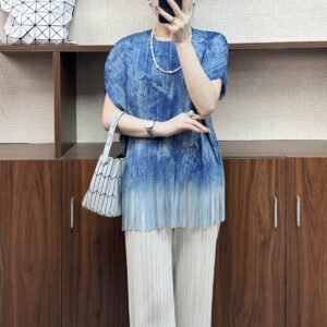 Jia Ning summer bat-sleeved fringed denim blue top is fashionable, loose round neck, casual blue and versatile print：圖片 5