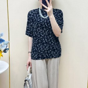 New summer floral style fashionable round neck slimming versatile and age reducing loose Western style short sleeved T-shirt top short sleeved T-shirt：圖片 4