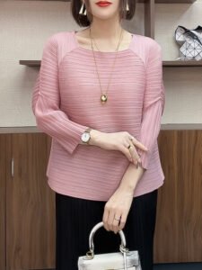 Miyake Qianying pleated solid color top with nine quarter sleeves, summer loose fit, belly covering t-shirt for women, fashionable and stylish, slimming and versatile：圖片 3