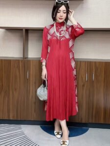 Fashionable Miyake pleated plus size dress 2024 autumn loose new style temperament slimming mom skirt covering belly：圖片 6