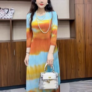 2024 Summer New Product: Miyake Fold Round Neck Printed Temperament Versatile Loose Dress, Fold New Style, Blended