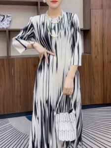 Summer loose dress, women's dress, slimming temperament, fashionable and casual, mid length skirt, pleated striped, thin style：圖片 4