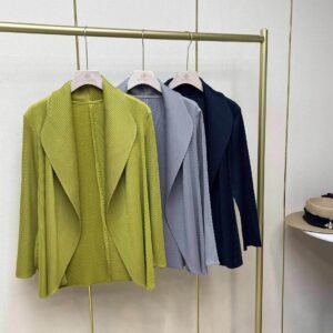 Jia Ning's new autumn and winter long sleeved versatile plus size women's clothing fish scale pleated lapel cardigan jacket with a versatile temperament：圖片 2