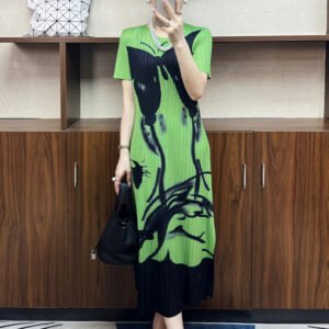 Jia Ning pleated summer new loose dress pleated skirt socialite style slimming temperament mid length skirt round neck short sleeved dress