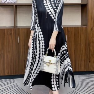 Hot selling 2024 autumn new high-end printed temperament fashionable slimming pleated women's dress high-end slit