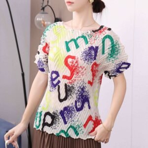 Jia Ning's new summer thin breathable round neck colorful letter pleated top