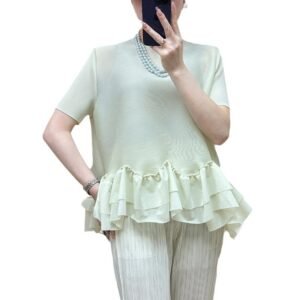 Jia Ning's new summer short sleeved shirt with a petite temperament, round neck, fresh and sweet, and irregular lace top that covers the belly：圖片 8