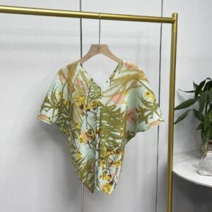 Jia Ning's new popular style with versatile temperament, short sleeved shirt with bamboo leaf V-neck for summer age reduction, casual and loose fit, short sleeved top：圖片 6