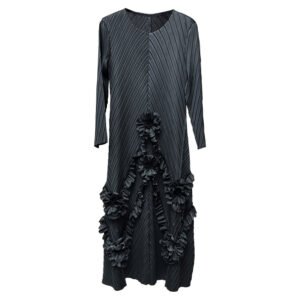 New round neck dress, long skirt with cinched waist, French temperament, seven flower embroidered dress, plus size, autumn and winter fashion：圖片 8