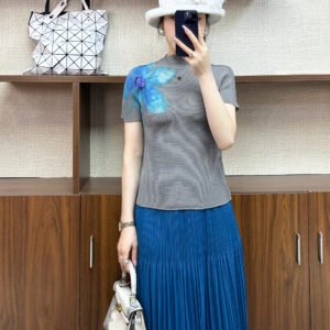 Slim fit new casual slimming pleated women's clothing plus size pullover summer short sleeved minimalist snow lotus flower corn top：圖片 6