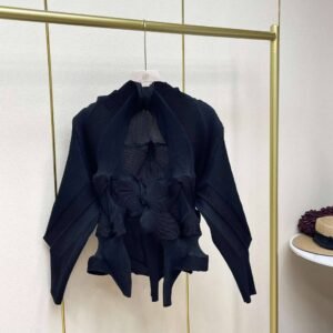 Retro elegant women's long sleeved plus size personalized loose one button water chestnut top：圖片 7