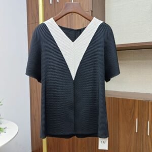 Wrinkle 2024 Summer New Fashionable Feminine Style, Aging and Slimming, Casual Women's Wear, Short Sleeve T-shirt Top：圖片 9