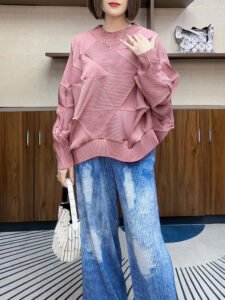Jia Ning San Zhai's new pleated women's clothing in large size loose fitting pullover, stylish diamond pleated top, early autumn loose long sleeved：圖片 4