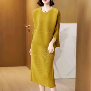 K221170 Jia Ning loose temperament short style high black stripe long sleeved top0：圖片 7