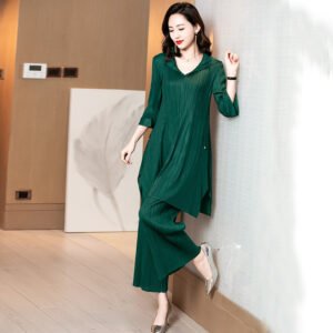 Wrinkle set, new loose, age reducing, flesh blocking, plus size, stylish, simple, pleated two-piece set for women K200922