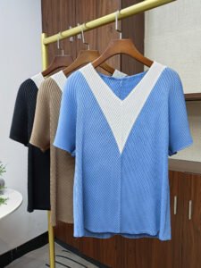 Wrinkle 2024 Summer New Fashionable Feminine Style, Aging and Slimming, Casual Women's Wear, Short Sleeve T-shirt Top：圖片 3