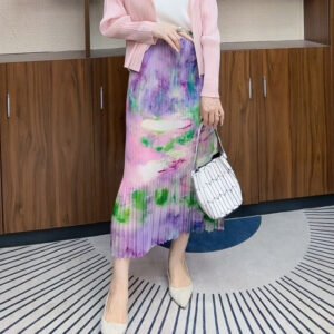 Miyake Fish Tail Heavy Industry pleated midi skirt with high-end feel, elastic waist, colorful printed hanging feeling, slimming effect, mid length skirt for children：圖片 2