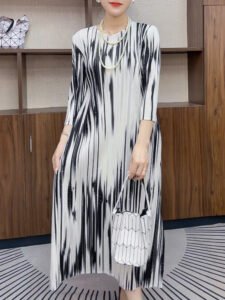 Summer loose dress, women's dress, slimming temperament, fashionable and casual, mid length skirt, pleated striped, thin style：圖片 3
