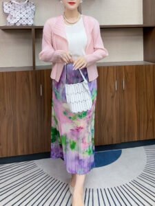Miyake Fish Tail Heavy Industry pleated midi skirt with high-end feel, elastic waist, colorful printed hanging feeling, slimming effect, mid length skirt for children：圖片 4