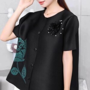 Short sleeved women's summer round neck cardigan with diamond studded rose top, elegant and versatile for commuting：圖片 6