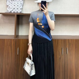 Jia Ning Summer Leisure Large Cap Elastic Women's High Collar Slim Fit Printed Fashion Orchid Lotus Corn Fold Top：圖片 4