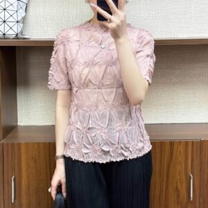 Summer new short sleeved women's plus size fashion trend pullover top, short sleeved hand-held flower top