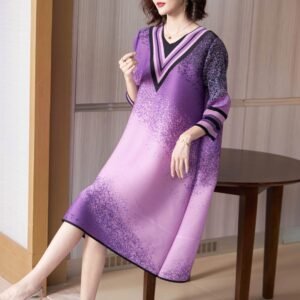 K221134 New Gradient Color Splicing Versatile Medium to Long V-neck Dot Dress：圖片 3