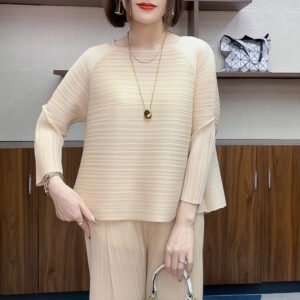 Miyake Qianying pleated solid color top with nine quarter sleeves, summer loose fit, belly covering t-shirt for women, fashionable and stylish, slimming and versatile